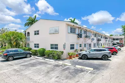 160 NE 8th #27A, Hallandale Beach, FL 33009 - Photo 43