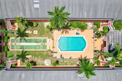 160 NE 8th #27A, Hallandale Beach, FL 33009 - Photo 5