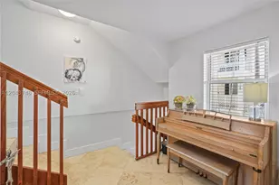 1043 SW 9th, Miami, FL 33130 - Photo 3