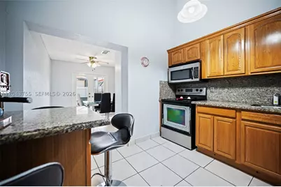7581 W 29th, Hialeah, FL 33018 - Photo 7