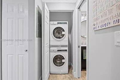 711 N Riverside #302, Pompano Beach, FL 33062 - Photo 21