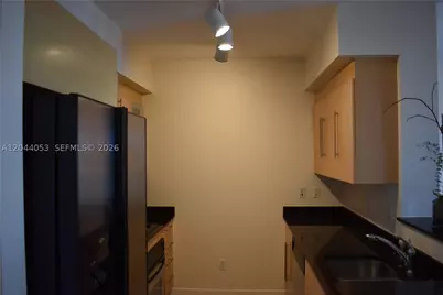 325 S Biscayne #3616, Miami, FL 33131 - Photo 7