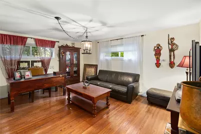 6315 Maynada, Coral Gables, FL 33146 - Photo 5