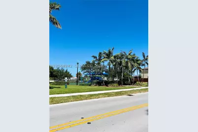 22913 SW 99th, Cutler Bay, FL 33190 - Photo 9