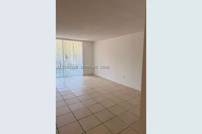 498 NW 165th St #D-204, Miami, FL 33169 - Photo 3