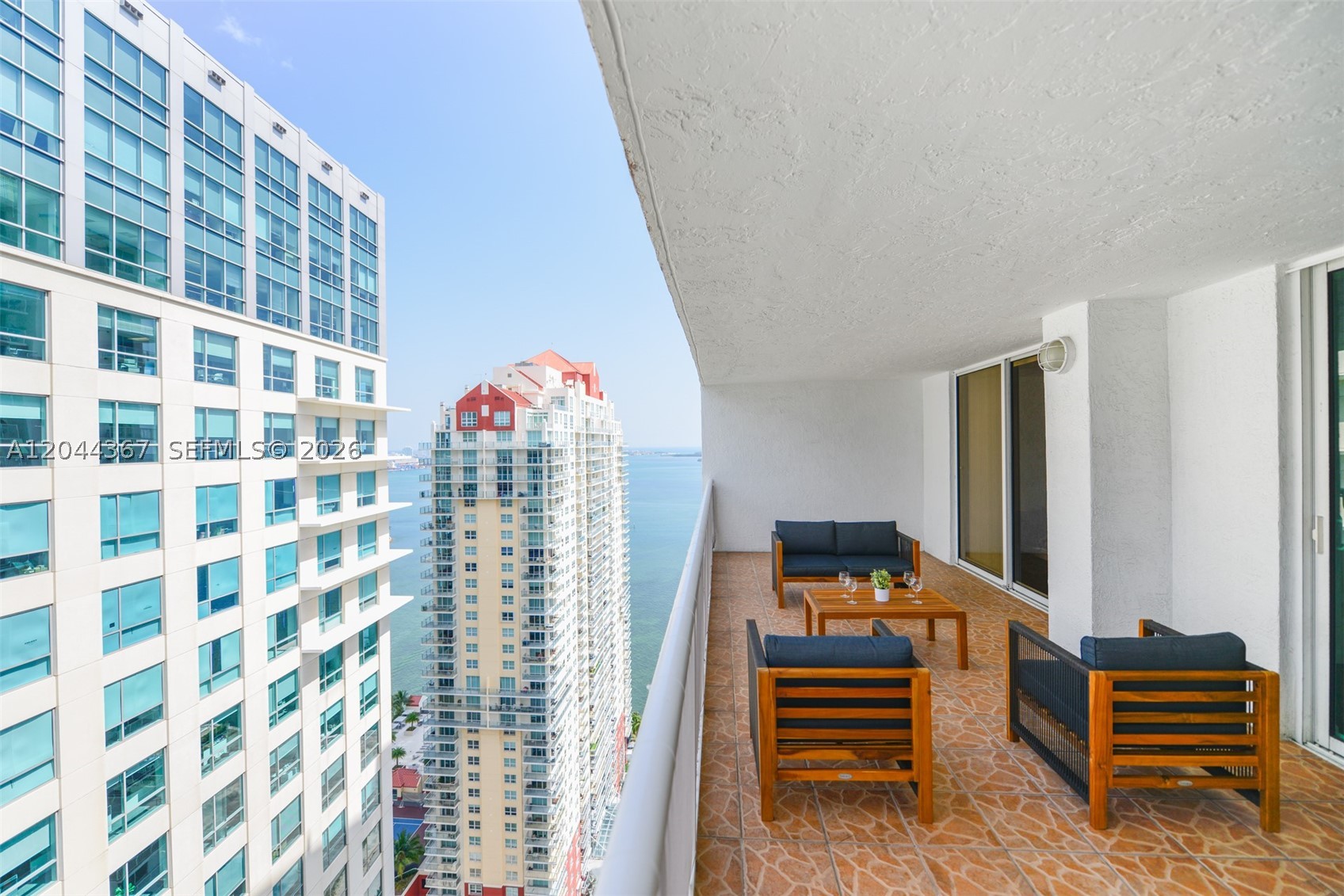 1200 Brickell Bay #3614 - 1200 Brickell Bay #3614, Miami, FL 33131 Luxury Property | Jose Angel Pina