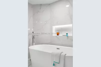 300 S Pointe #3604, Miami Beach, FL 33139 - Photo 65