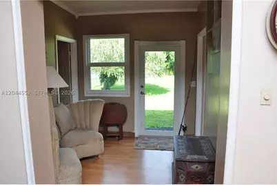 5630 SW 55th, Davie, FL 33314 - Photo 9