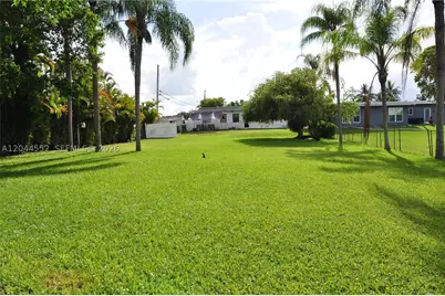 5630 SW 55th, Davie, FL 33314 - Photo 25