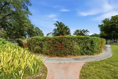 12475 NW 10th, North Miami, FL 33168 - Photo 33