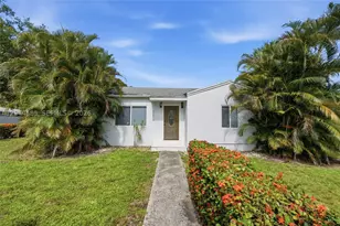 12475 NW 10th, North Miami, FL 33168 - Photo 1