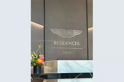 300 Biscayne Blvd #1909, Miami, FL 33131 - Photo 25