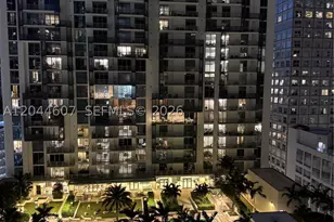 300 Biscayne Blvd, Miami, FL 33131 - Photo 39