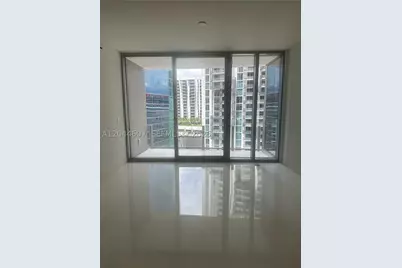 300 Biscayne Blvd #1909, Miami, FL 33131 - Photo 17