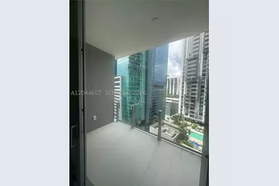 300 Biscayne Blvd #1909, Miami, FL 33131 - Photo 21