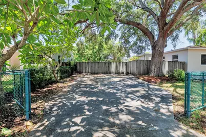 842 S 28th, Hollywood, FL 33020 - Photo 25