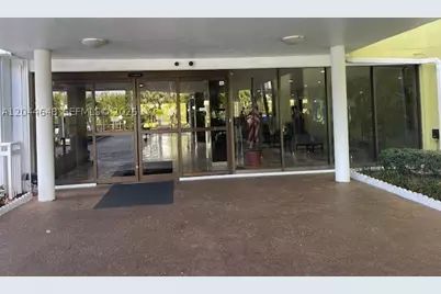 4400 Hillcrest #701B, Hollywood, FL 33021 - Photo 3