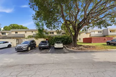 8489 SW 137th #8489, Miami, FL 33183 - Photo 3