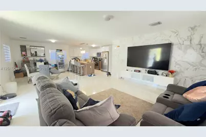 920 NW 65th, Miami, FL 33150 - Photo 11