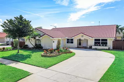4870 Hawkes Bluff, Davie, FL 33331 - Photo 1