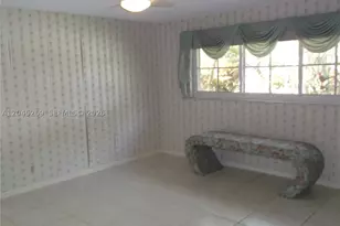 908 Cypress, Pompano Beach, FL 33069 - Photo 19
