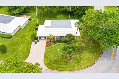 908 Cypress #V57, Pompano Beach, FL 33069 - Photo 7