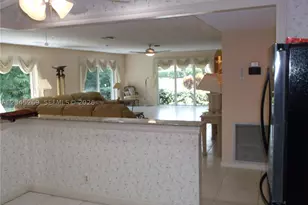 908 Cypress, Pompano Beach, FL 33069 - Photo 15