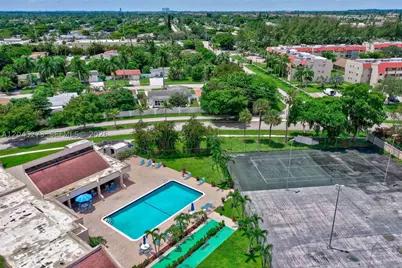 2571 Aragon #220, Sunrise, FL 33322 - Photo 31