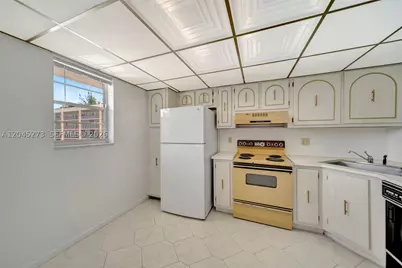 2571 Aragon #220, Sunrise, FL 33322 - Photo 17