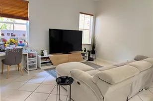 1074 Bluewood, Weston, FL 33327 - Photo 13