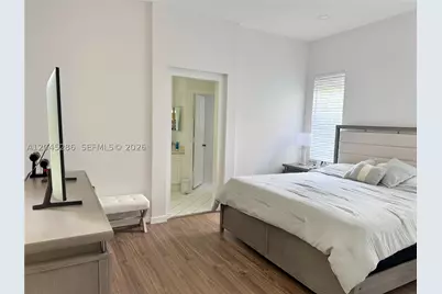 1074 Bluewood, Weston, FL 33327 - Photo 15