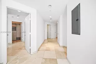 1050 Brickell, Miami, FL 33131 - Photo 15