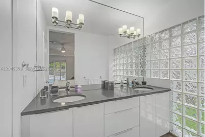 340 Atlantic, Key Biscayne, FL 33149 - Photo 21