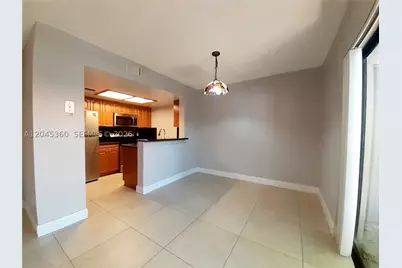 8407 Coral Lake #8407, Coral Springs, FL 33065 - Photo 7