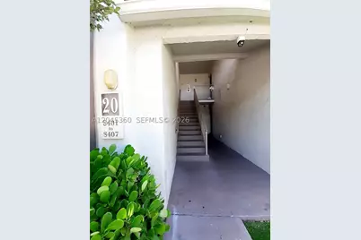 8407 Coral Lake #8407, Coral Springs, FL 33065 - Photo 1