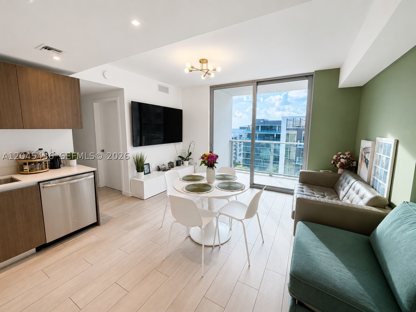 1600 SW 1st #906 - 1600 SW 1st #906, Miami, FL 33129 Luxury Property | Jose Angel Pina