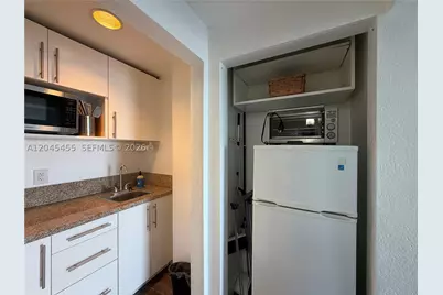 700 Biltmore #1216, Coral Gables, FL 33134 - Photo 11