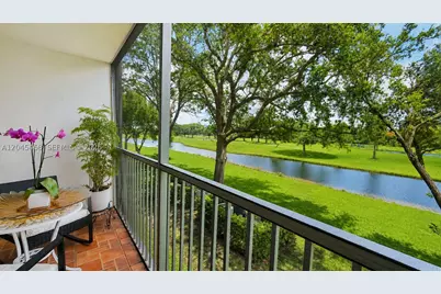 1151 SW 128th #206D, Pembroke Pines, FL 33027 - Photo 3
