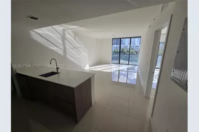 201 SW 17th #611, Miami, FL 33129 - Photo 9