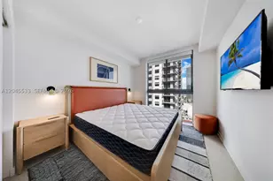 11 NE 6th, Miami, FL 33132 - Photo 13