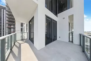 11 NE 6th, Miami, FL 33132 - Photo 11