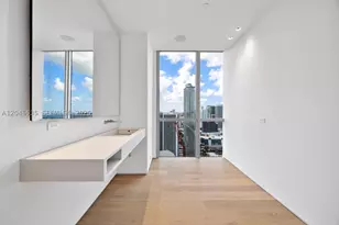 1100 Biscayne, Miami, FL 33132 - Photo 45