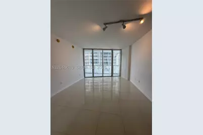 495 Brickell #3106, Miami, FL 33131 - Photo 9