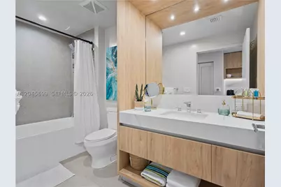 11 NE 6th #2102, Miami, FL 33132 - Photo 11