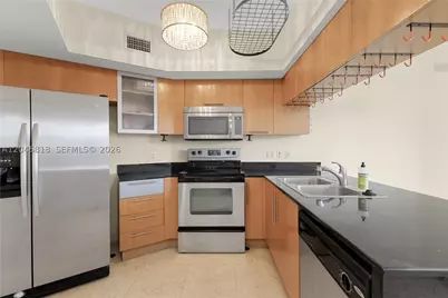 1750 N Bayshore #2414, Miami, FL 33132 - Photo 3