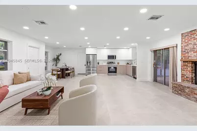 18103 SW 93rd, Palmetto Bay, FL 33157 - Photo 13
