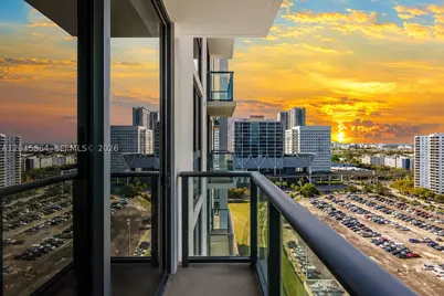 11 NE 6th #1712, Miami, FL 33132 - Photo 1