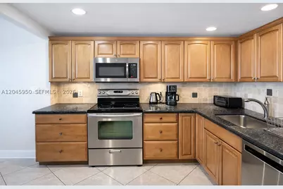2101 S Ocean #606, Hollywood, FL 33019 - Photo 7