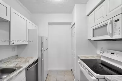 17100 N Bay #1717, Sunny Isles Beach, FL 33160 - Photo 15