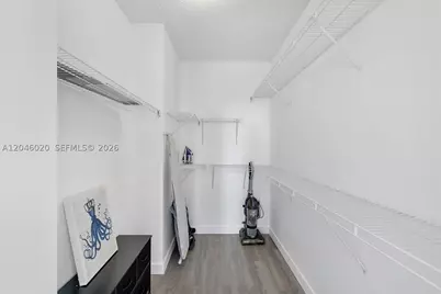 17100 N Bay #1717, Sunny Isles Beach, FL 33160 - Photo 23
